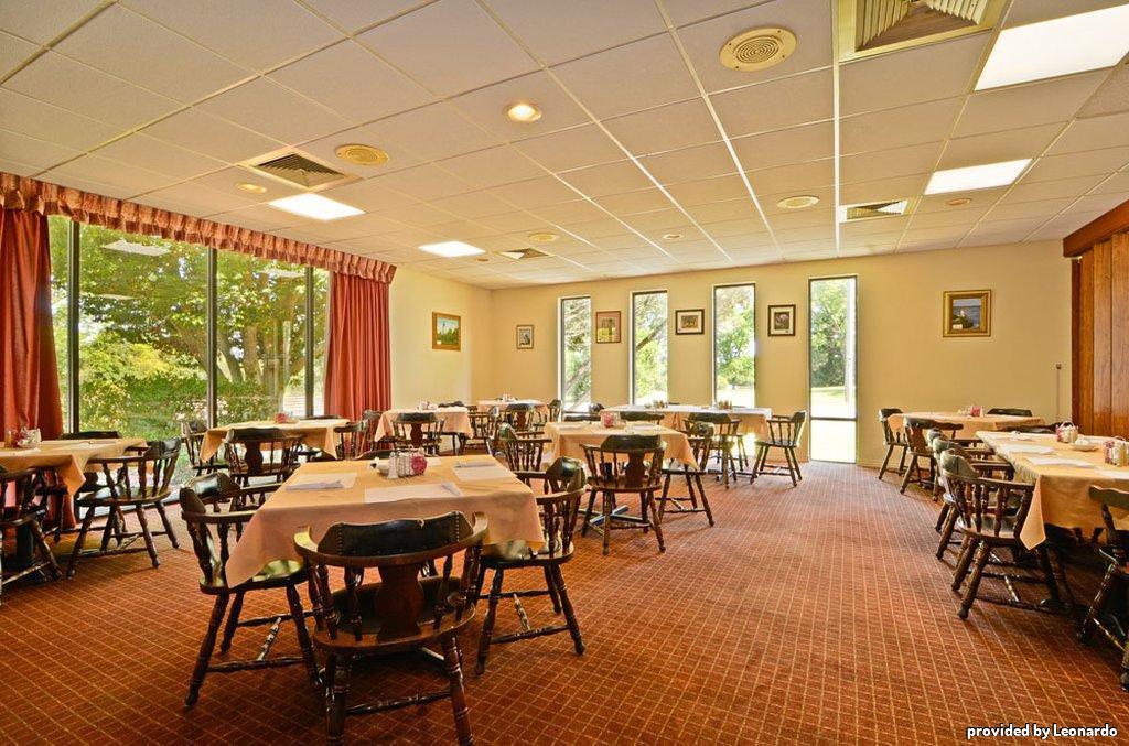 דהפוניאק ספרינגס Best Western Crossroads Inn מסעדה תמונה