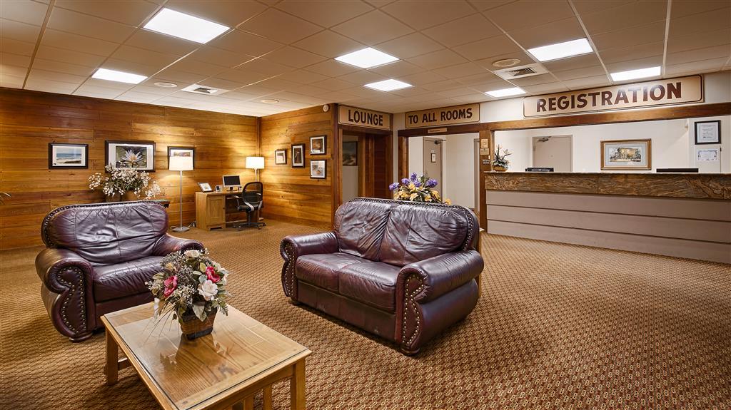 דהפוניאק ספרינגס Best Western Crossroads Inn מראה פנימי תמונה