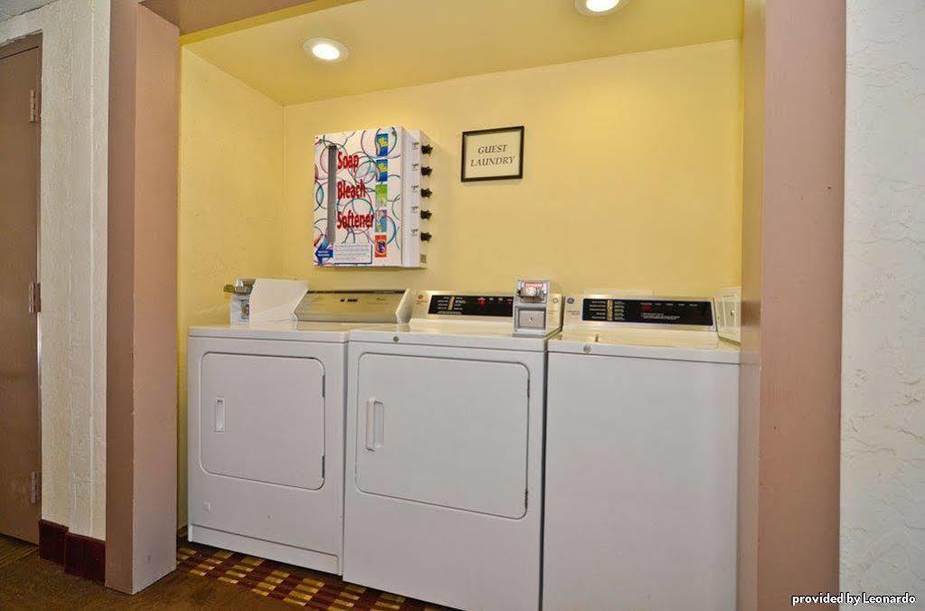 דהפוניאק ספרינגס Best Western Crossroads Inn מתקנים תמונה